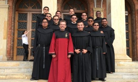 Os agostinianos recoletos da casa de formação da província Nossa Senhora da Candelária, cantarão ao Papa Francisco na sua visita a Colômbia